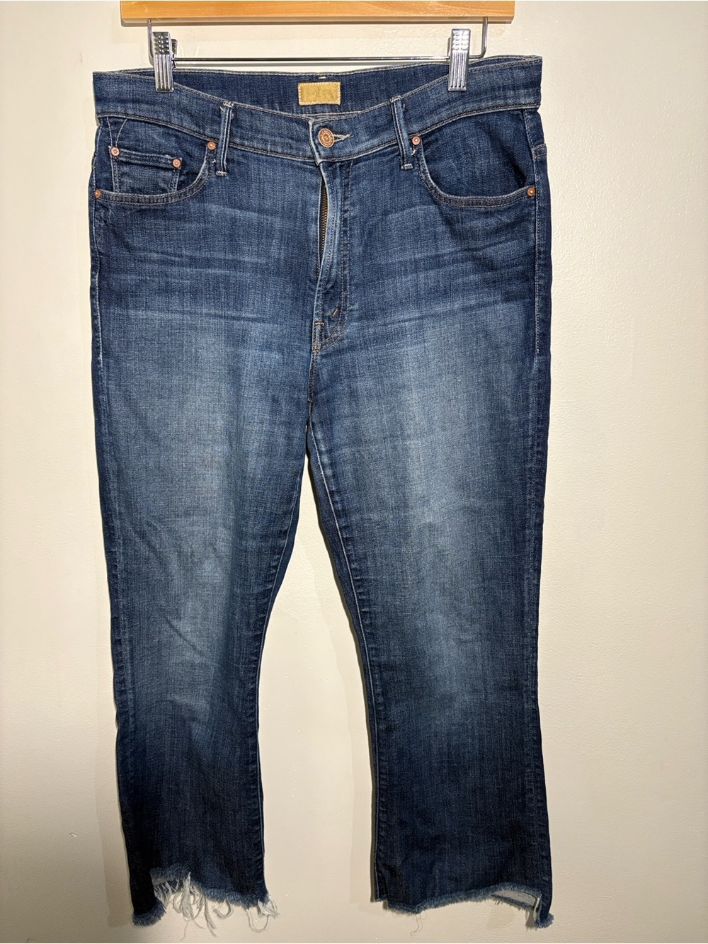 MOTHER Insider Crop Step Fray Jeans